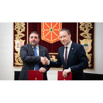 El Parlamento de Navarra y la UPNA acuerdan continuar con su colaboración "provechosa y consolidada"