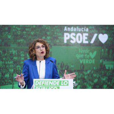Montero se despide del Consejo de Ministros para afrontar su particular 'misión imposible'