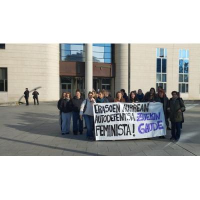 El exprofesor del IES Zizur reconoce grabaciones y accesos a redes de alumnas, pero no las modificaciones con IA