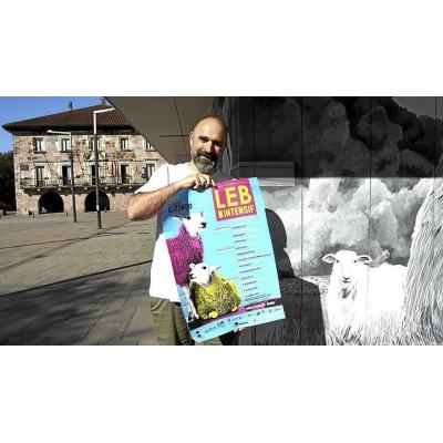 Asier Andueza: "El teatro siempre es en presente y en plural"
