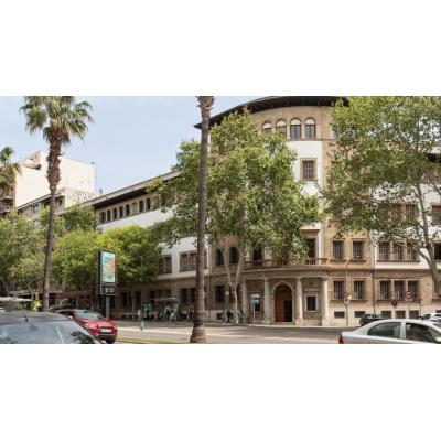 Prisión permanente revisable para una mujer y su cuñado por arrojar a su bebé a un contenedor en Mallorca