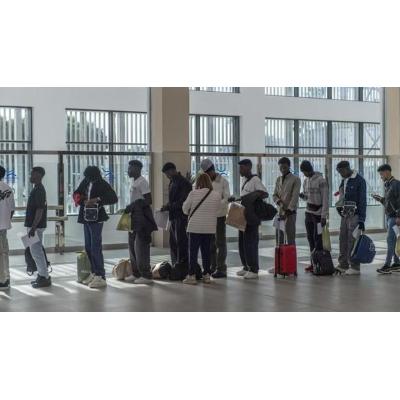 El Parlamento Vasco pide a la UE un modelo migratorio "ordenado" y basado en "vías legales seguras"