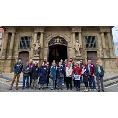 Vecinos de Echavacoiz Norte llevan sus quejas al Ayuntamiento de Pamplona