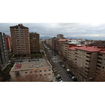 Desalojada una fiesta con 24 personas en un piso en Iturrama