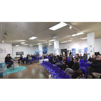 El problema del aparcamiento revive en el Foro de Barrio de los Ensanches