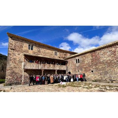 Más de setenta personas se reúnen en Arce para abordar el futuro de las personas mayores en la Navarra rural