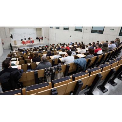 La oposición de conserje en Navarra moviliza a 3.040 personas para pelear por solo 52 plazas
