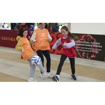 Fotos del torneo 4x4 de fútbol femenino de la Fundación Nánthea