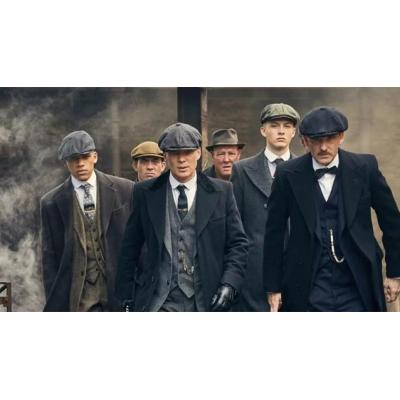 Peaky Blinders dispara un 766% las búsquedas de gorras en Wallapop tras el estreno de la película