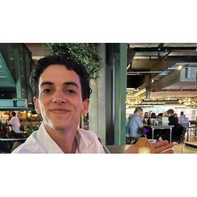 La campaña que le ha servido a un joven pamplonés graduado en la Universidad de Navarra para lograr 10 entrevistas laborales