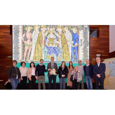 El Archivo de Navarra presenta el catálogo de la exposición de Carlos III el Noble