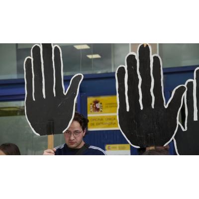 Colectivos sociales denuncian el aumento de detenciones policiales por perfil racial