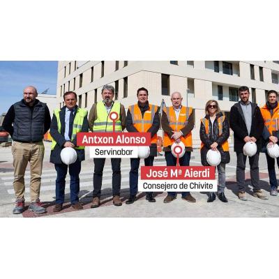 La Servinabar de Cerdán patrocinó al club de fútbol del consejero Aierdi tras adjudicarle éste las VPO de Ripagaina