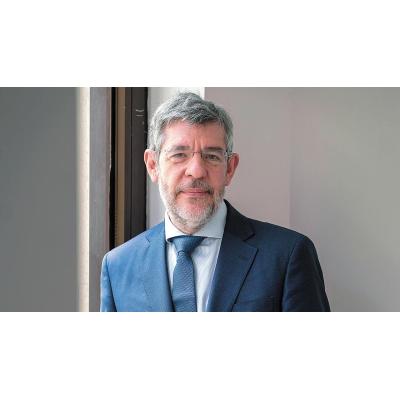 "El Gobierno gasta sin ton ni son y pone en peligro el sistema de pensiones"