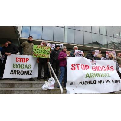 Concentración contra la planta de biometano en Arróniz