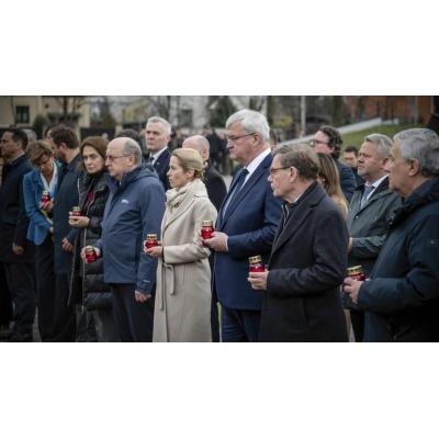 Kallas elogia el "coraje y resiliencia" de los ucranianos al recordar la masacre de Bucha