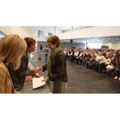 Fotos del homenaje a empleados de la Administración navarra jubilados o fallecidos en 2025