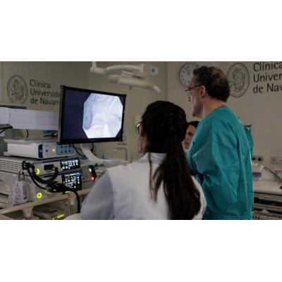 Expertos piden que la edad deje de ser el único criterio para recomendar el cribado de cáncer colorrectal