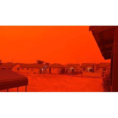 Un ciclón tropical tiñe de rojo el cielo del oeste de Australia