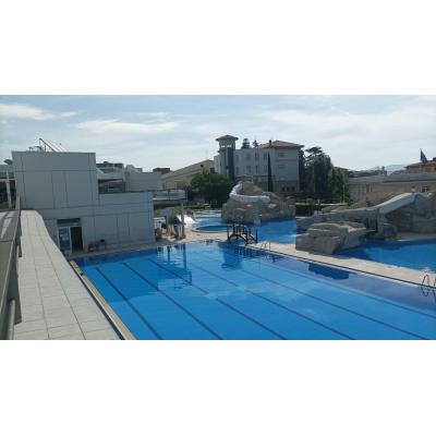 Pamplona pide una solución urgente para abrir las piscinas de Larrabide en 2026 y retoma el proyecto de Lezkairu