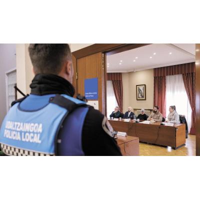 Huarte espera disponer en mayo del cuerpo de policía que acordó