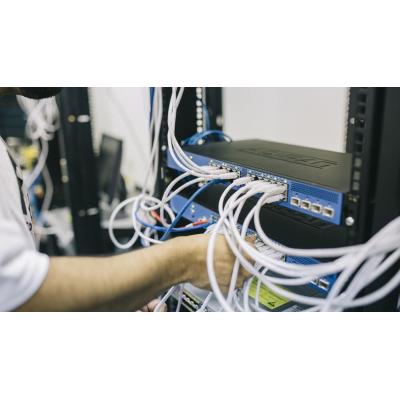 Promesas incumplidas, mala cobertura y suplantaciones: así crecen las quejas contra compañías telefónicas en Navarra