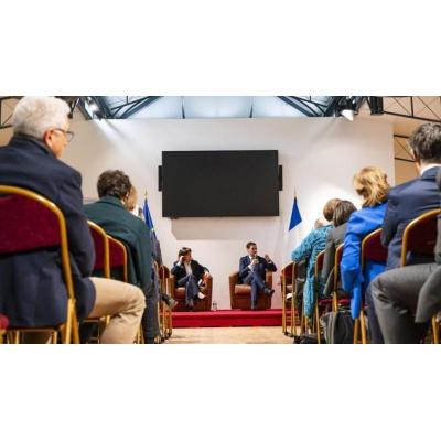 Pradales pide a Francia cuidar el euskera y contribuir a su reconocimiento europeo