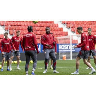 Osasuna: sesión a puerta cerrada en El Sadar