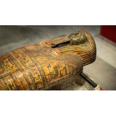 Detenidas dos personas en Egipto por querer vender un sarcófago de hace 1.500 años