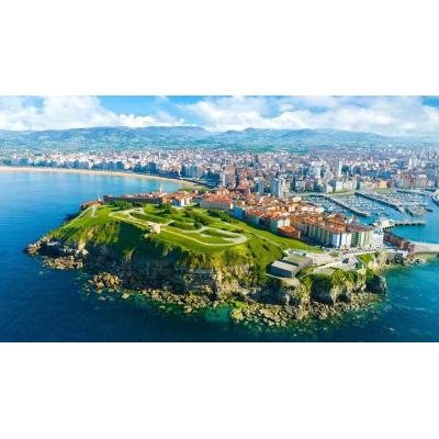Investigan el hallazgo del cadáver de un hombre en una playa de Gijón