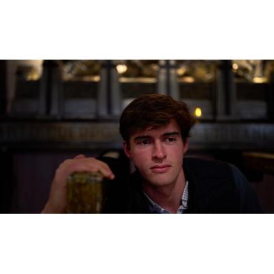 Juventud que toma el relevo en el paso en Pamplona