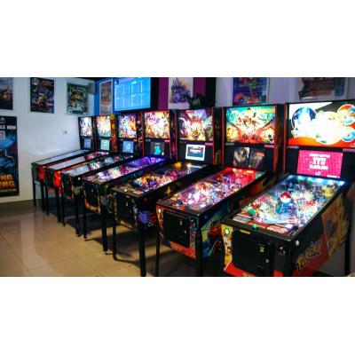 Los recreativos de los 80 reviven para la generación X en Madrid