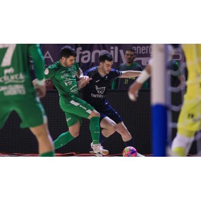Osasuna Magna cae en Alzira y se mete en problemas