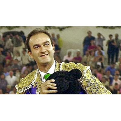 Un toro mata en La Malagueta al torero retirado Ricardo Ortiz, que trabajaba en la plaza