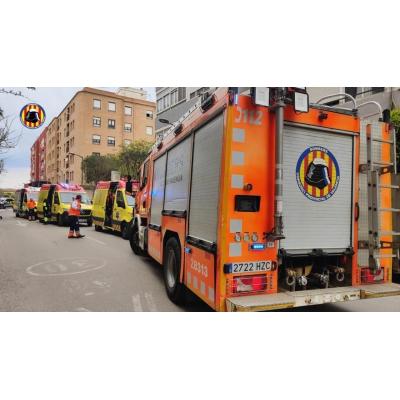 Rescatan a un septuagenario tras caerse y clavarse una hoz en el abdomen en Valencia