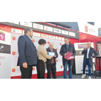 El C.C. Estella homenajea a Raúl Sanz de Arellano en el G.P. Induráin