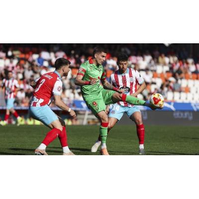 El Promesas sueña con la salvación tras ganar en el último suspiro
