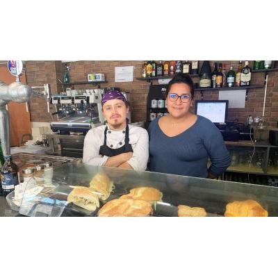 La pareja que se lanza a por todas con su nuevo bar en Pamplona: “Hemos invertido todos los ahorros”