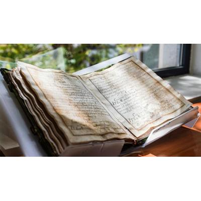 Hallan en internet un manuscrito en venta desaparecido en València a inicios del siglo XX