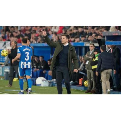 El enorme cabreo de Lisci por el penalti que le ha privado a Osasuna de la victoria ante el Alavés