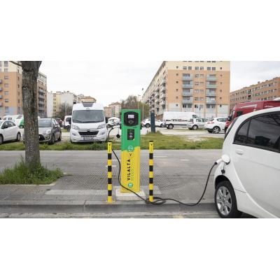 Cuatro de cada diez coches nuevos vendidos en Navarra en marzo tiene enchufe