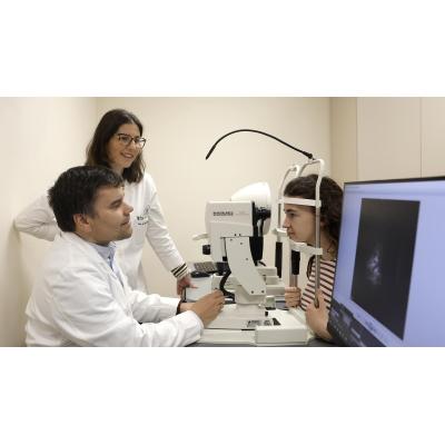 Un estudio de la Clínica Universidad de Navarra señala que los niños que pasan al menos 7 horas a la semana al aire libre reducen a la mitad el riesgo de miopía