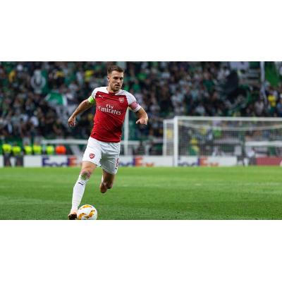 El mundo del famoseo respira tranquilo: se retira el futbolista Aaron Ramsey