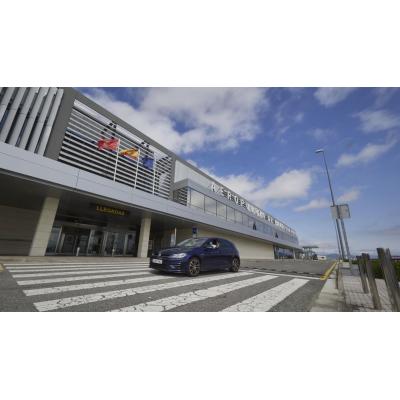El aeropuerto de Pamplona pierde peso: exigen en el Senado una fórmula similar a la del País Vasco