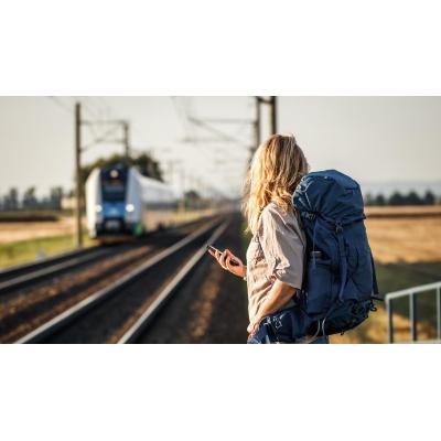 La UE ofrece 40.000 billetes gratis de tren a jóvenes de 18 años para viajar por Europa durante un mes