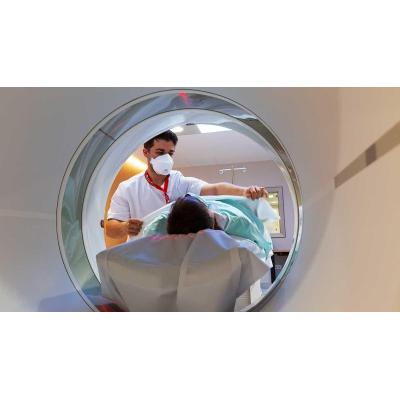 "Y con cierta culpabilidad retomas tu camino pensando en qué será de esas mujeres que has dejado sentadas en sus propios presentes. Maldito cáncer, qué miedo da"