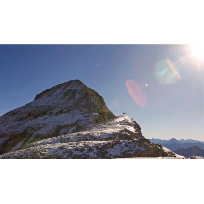 Rescatado en helicóptero un montañero cerca de la Mesa de los Tres Reyes tras herirse con un crampón