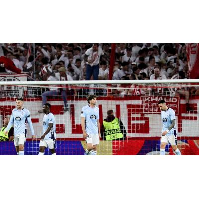 El Celta vuelve de Friburgo al borde de la eliminación