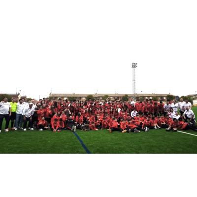 Castejón estrena el nuevo césped artificial de su campo de fútbol