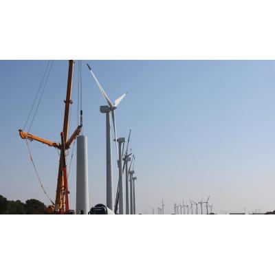 El viaje circular de una turbina eólica por Navarra: así es el proceso para desmantelar un parque eólico